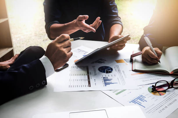 如何选择具有良好客户信任度的财务外包公司？